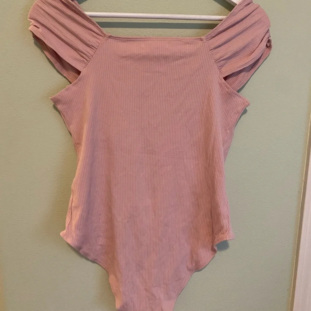 Maurices Pink Ribbed Bodysuit NWT - Picture 2 of 4